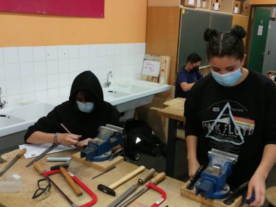 Schüler beim MINT-Modul
