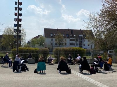 Unterricht der 10. Klassen in Corona-Zeiten (und bei gutem Wetter)